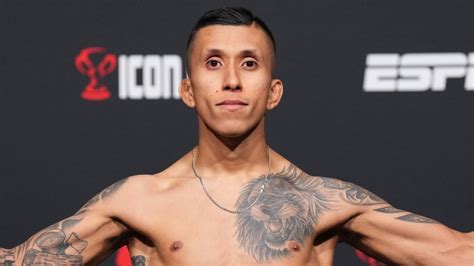 UFC fighter Jeff Molina comes out as bisexual after intimate video ...